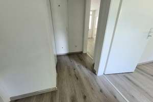 Schöne 5-Zimmer-Wohnung mit Balkon! – Spinozastr. 3, 45279 Freisenbruch, Essen – Vorschaubild 8
