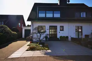 Ein wahrer Traum mit Dachstudio. Ihr neues Zuhause in Duisburg-Homberg! - In den Haesen. – Duisburg – Vorschaubild 1