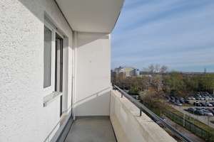 Zeit zum Toben, Spielen und Lachen! Familienwohnung mit großem Sonnenbalkon – Bruno-Taut-Ring 166, 39130 Neu Olvenstedt, Magdeburg – Vorschaubild 7