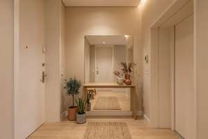 Zeitlose Eleganz trifft exklusiven Wohnkomfort im Herzen von Köln – Die vollständige Adresse der Immobilie erhältst du vom Anbieter., 50667 Altstadt/Nord, Köln – Vorschaubild 2