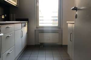 Schöne 3 Zi.-Wohnung mit 2 Balkonen & Blick in den begrünten Innenhof! Direkt am Potsdamer Platz! – Rudolf-von-Gneist-Gasse 4, 10785 Tiergarten, Berlin – Vorschaubild 11