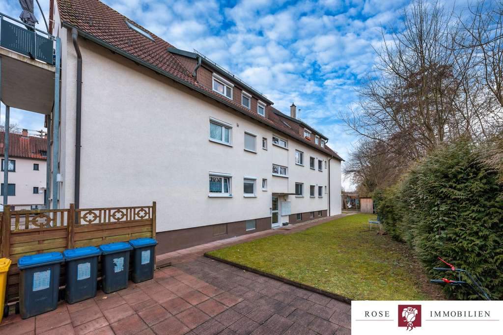 Immobilie in Schwaikheim - Schicke modernisierte 3,5 Zimmer Maisonettewohnung mit Balkon, Stellplatz und Fernsicht - Bild 1