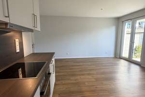 Helle 2-Zimmer Wohnung mit Sonnenterrasse und Einbauküche  – Seehofallee 9 e, 22177 Bramfeld, Hamburg – Vorschaubild 3