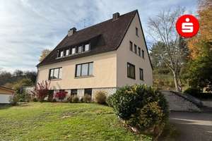 Großzügiges Wohnhaus mit vielen Möglichkeiten in Alfeld – Die vollständige Adresse der Immobilie erhältst du vom Anbieter., 91236 Alfeld – Vorschaubild 1