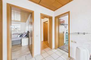Attraktives Zweifamilienhaus mit Maisonette-Wohnung, Garten & Wintergarten in ruhiger Sackgassenlage – Die vollständige Adresse der Immobilie erhältst du vom Anbieter., 59077 Herringen, Hamm – Vorschaubild 22