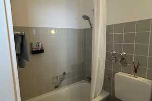 1-Zimmerwohnung mit Pantryküche und Balkon! – Zehnthofstraße 38A, 55252 Wiesbaden – Vorschaubild 6