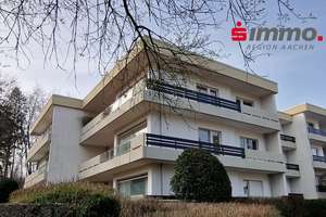 Der Blick ins Grüne!
Bezugsfreie 3 Zimmerwohnung mit großem Balkon und PKW Stellplatz
