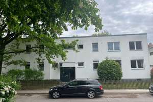 bezugsfreie 2-Zimmerwohnung mit Einzel-Garage