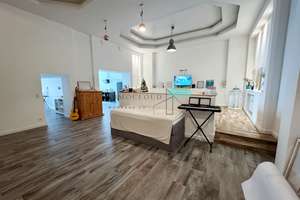 Außergewöhnliches Loft in ehemaligem Kino – Kreatives Wohnen in Bad Cannstatt – Die vollständige Adresse der Immobilie erhältst du vom Anbieter., 70372 Seelberg, Stuttgart – Vorschaubild 4