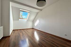 KAßBERG • 2-Zimmer • Loggia • individueller Grundriss • moderne. Einbauküche • schnell mieten – Die vollständige Adresse der Immobilie erhältst du vom Anbieter., 9112 Kaßberg, Chemnitz – Vorschaubild 6