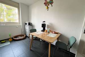 Hell & modern & viel Platz: 3 Zimmer mit Balkon, guter Schnitt, modernes Bad, Gäste-WC, Aufzug – Alteburger Straße 288, 50968 Bayenthal, Köln – Vorschaubild 6