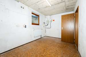 Charmantes Einfamilienhaus im Kasernenviertel-Regensburg – Die vollständige Adresse der Immobilie erhältst du vom Anbieter., 93053 Kasernenviertel, Regensburg – Vorschaubild 28