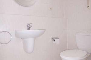 Wiesbaden Sonnenberg, Best Location, friendly and bright house, freundliches und helles EFH /RMH – Die vollständige Adresse der Immobilie erhältst du vom Anbieter., 65191 Sonnenberg, Wiesbaden – Vorschaubild 8