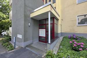 Gepflegte Kapitalanlage in Höhscheid. 
Aufzug im Haus. – 42657 Burg/Höhscheid, Solingen – Vorschaubild 2