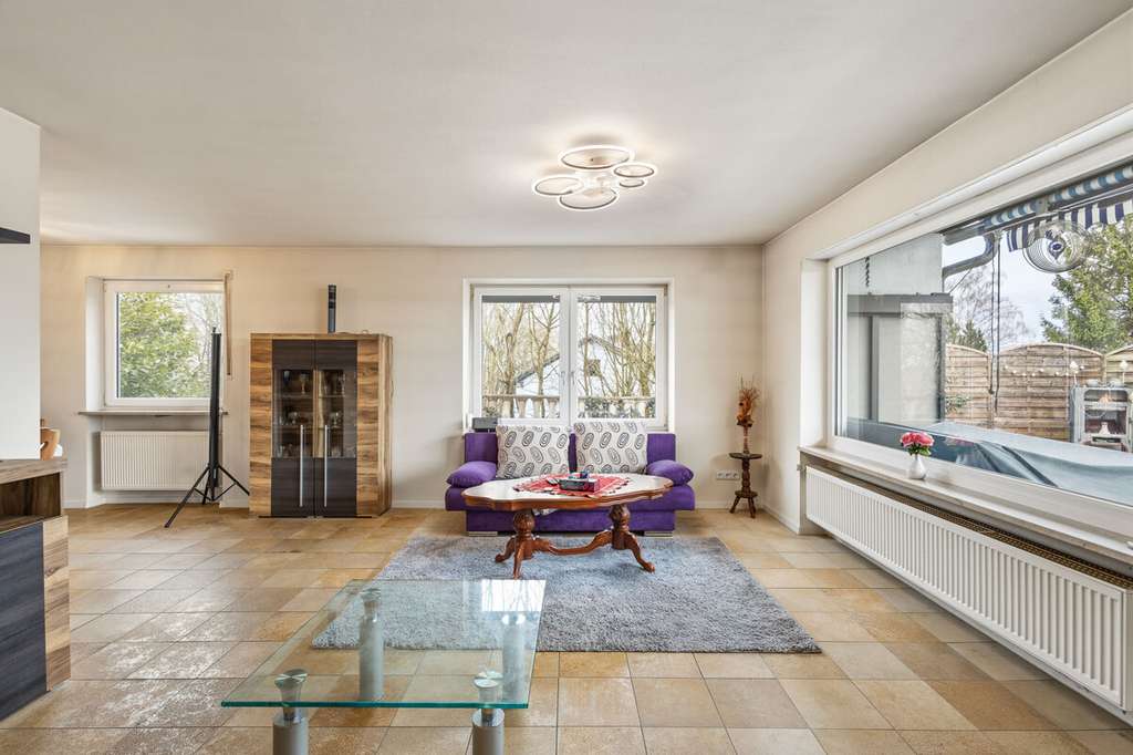 Immobilie in Hemau - Einfamilienhaus mit Ausbaureserve - Bild 0