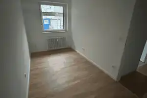 Helle und geräumige 1-Zimmer-Wohnung mit Balkon! (Wohnungsbeispiel) – Appenzellerstraße 125, 81475 München – Vorschaubild 5