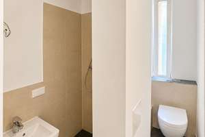Erstbezug nach Sanierung: 1-Zimmer-Wohnung mit Einbauküche in Berlin-Sonnenallee – Sonnenallee 156, 12059 Neukölln (Ortsteil), Berlin – Vorschaubild 4