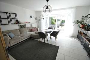 Attraktives gepflegtes Reihenhaus mit Garten und PKW Stellplatz – Die vollständige Adresse der Immobilie erhältst du vom Anbieter., 10365 Lichtenberg (Ortsteil), Berlin – Vorschaubild 2