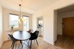 Modernisiert, hell und sofort verfügbar – hier beginnt Ihr neues Kapitel – Die vollständige Adresse der Immobilie erhältst du vom Anbieter., 64289 Kranichstein, Darmstadt – Vorschaubild 2