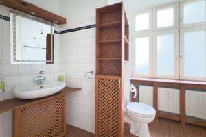 Altbau 3-Zimmer-Wohnung mit angebundenem Atelier/Showroom – Niebuhrstraße – Niebuhrstraße 58, 10629 Charlottenburg, Berlin – Vorschaubild 23