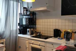 Teilmöblierte, stilvolle 2 Zimmer-Wohnung mit Erker in Köln Bayenthal/Südstadt nah zum Rhein – Bonnerstraße 258, 50968 Bayenthal, Köln – Vorschaubild 4