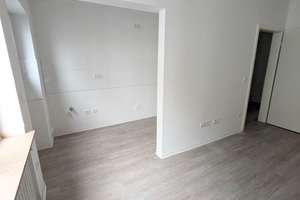 Frisch sanierte 2-Zimmer-Wohnung mit Balkon – Luisenstr. 48, 40215 Friedrichstadt, Düsseldorf – Vorschaubild 3