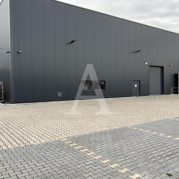 *NEUBAU* RAMPENHALLE IN TROISDORF | DIREKTE FLUGHAFENNÄHE | MODERN 