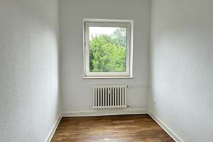 Interessante 2,5 Zimmerwohnung mit Balkon – Lüderitzstraße 16, 24149 Neumühlen-Dietrichsdorf, Kiel – Vorschaubild 3