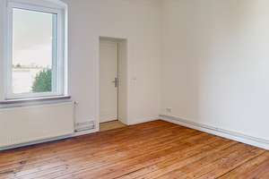 Lichtdurchflutete 4,5-Zimmer-Wohnung | Hochwertig kernsaniert | Echtholzböden | Massivholzküche |... – Die vollständige Adresse der Immobilie erhältst du vom Anbieter., 24837 Schleswig – Vorschaubild 8