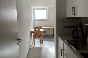 Möblierte 1-Zimmer-Nichtraucher-Souterrainwohnung in sehr ruhiger Wohnlage, keine Haustiere