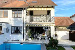 ATTRAKTIVE DOPPELHAUSHÄLFTE MIT POOL UND GARAGE – Dachau (Kreis) – Vorschaubild 1