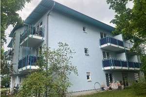 Möbl. Ap. in grünen, Hier wachen Sie nicht vom Verkehrslärm auf, sondern vom Vogelgesang – Donauwörther Straße 224a, 86154 Oberhausen-Nord, Augsburg – Vorschaubild 1