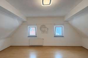 CHARMANTES EINFAMILIENHAUS - 5 ZIMMER, GROßER GARTEN & 50 m² TERRASSE – 65931 Sindlingen, Frankfurt am Main – Vorschaubild 23