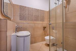 Property thumbnail 9