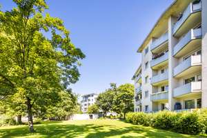 Gepflegte 4 Zimmer Wohnung im EG mit Balkon in Düsseltal