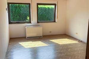PREISREDUKTION: Auf der Sonnenterrasse Freiburgs: nettes, großes  Reihenendhaus – Die vollständige Adresse der Immobilie erhältst du vom Anbieter., 79289 Horben – Vorschaubild 14