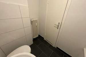 Frisch renovierte 2 Zimmer-Wohnung mit modernisiertem Wannenbad – Eutiner Str. 22, 23554 Sankt Lorenz Nord, Lübeck – Vorschaubild 15