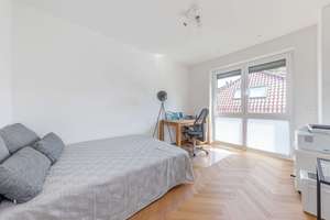 Maisonette Wohnung mit Ausstrahlung – Leben auf zwei Ebenen in Volksdorfer Toplage – Die vollständige Adresse der Immobilie erhältst du vom Anbieter., 22359 Volksdorf, Hamburg – Vorschaubild 15