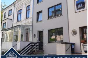 Stilvolles 3-Parteienhaus im Bremer Viertel 
Ideal für Kapitalanleger oder Selbstnutzer – Die vollständige Adresse der Immobilie erhältst du vom Anbieter., 28203 Steintor, Bremen – Vorschaubild 1