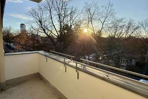 Bezugsfreie 4-Zimmer-Wohnung nahe Tegeler See – Balkon & Familiengrundriss