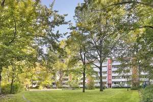 TOP - 3 Zimmer Wohnung, hochwertig saniert,  mit neuer Einbauküche, Westbalkon