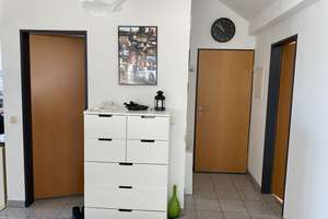 Sonne pur, hohe Räume, großer Balkon, Bad mit Fenster  zw. W-tal und D-Dorf – Altenhofer Str. 182, 42719 Wald, Solingen – Vorschaubild 13