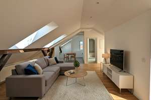 Zentrale Lage 
Sanierte 2-Zimmer-Wohnung – Die vollständige Adresse der Immobilie erhältst du vom Anbieter., 70372 Cannstatt-Mitte, Stuttgart – Vorschaubild 2