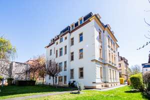 Frisch renovierte Altbauwohnung, neuer Laminatboden, schickes Bad - sofort bezugsfertig. – Stollestraße 38, 1159 Löbtau-Nord, Dresden – Vorschaubild 1