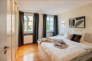 Möbliert: Maxvorstadt: Großzügige 3‑Zimmer Wohnung in Top-Lage – Die vollständige Adresse der Immobilie erhältst du vom Anbieter., 80799 Am alten nördlichen Friedhof, München – Vorschaubild 3