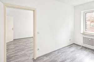Lebendiges Stadtwohnen: 4-Zimmer-Wohnung in Nürnberger Bestlage – Comeniusstraße 7, 90459 Galgenhof, Nürnberg – Vorschaubild 4