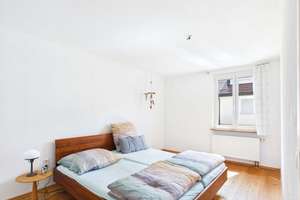 Goldene Mitte: Charmantes Reihenmittelhaus mit gepflegtem Garten in ruhiger Wohnlage von Luginsland – Die vollständige Adresse der Immobilie erhältst du vom Anbieter., 70327 Luginsland, Stuttgart – Vorschaubild 10
