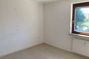 Neu-Ulm: Modernisiertes Mehrfamilienhaus (DHH)  mit idyllischem Garten in Donau-Nähe – Die vollständige Adresse der Immobilie erhältst du vom Anbieter., 89231 Neu-Ulm – Vorschaubild 14