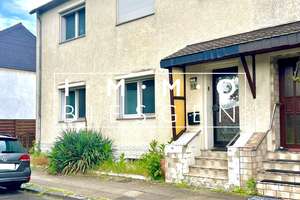 "Haus im Haus" Familientraum mit Garten, Pool, Sauna und Garage in Oberhausen – Die vollständige Adresse der Immobilie erhältst du vom Anbieter., 46049 Lirich-Süd, Oberhausen – Vorschaubild 2