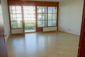 Neuperlach-Süd sehr ruhige 2 Zi-Wohnung mit Loggia für Selbsteinzug oder Kapitalanlage - frei – Curd-Jürgens-Str. 6, 81739 Altperlach, München – Vorschaubild 5